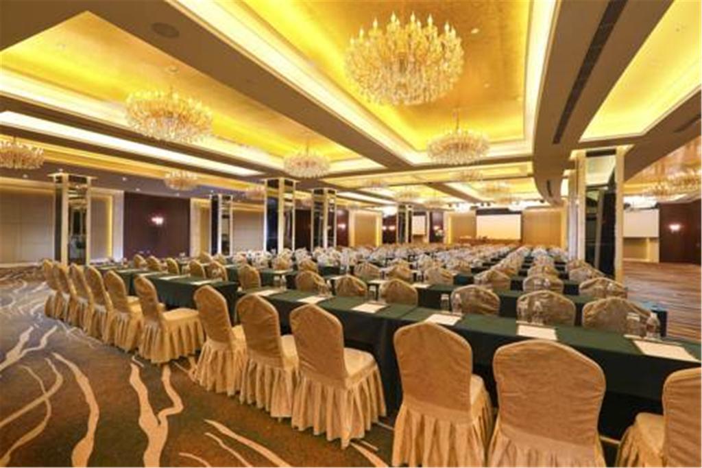 Royal International Hotel Shanghai - Pudong International Airport Εξωτερικό φωτογραφία